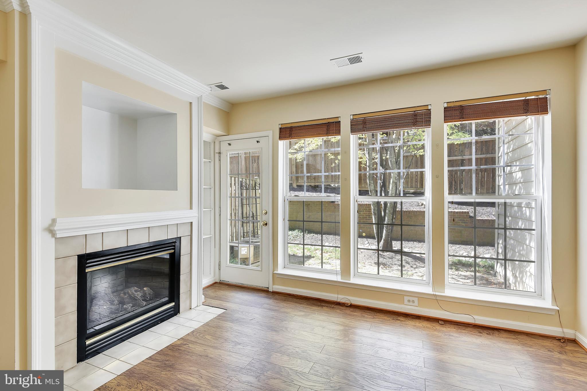 EDSON PARK - Residential Lease