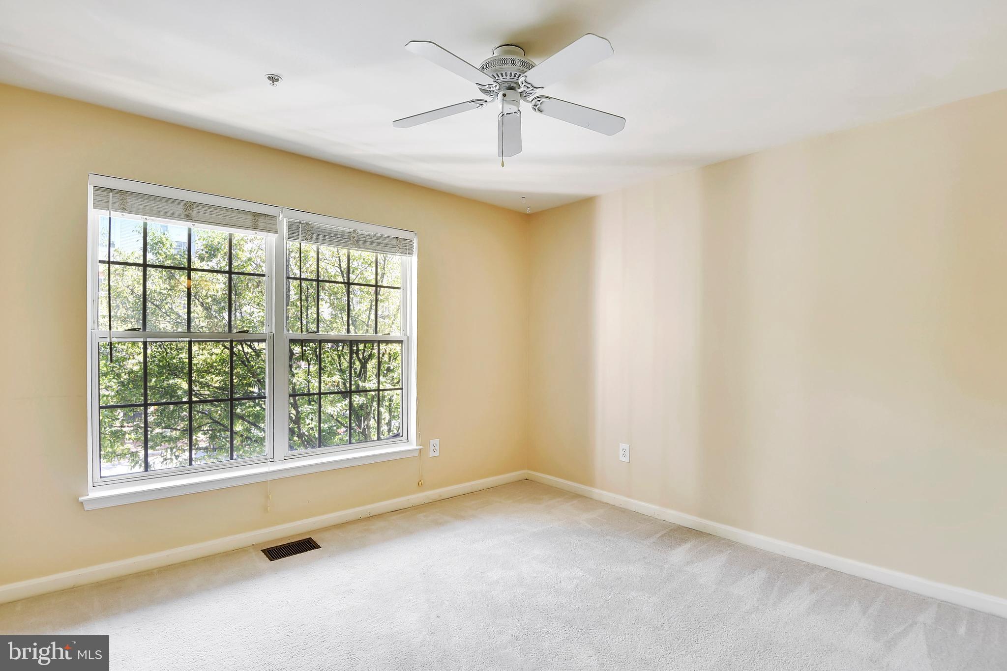 EDSON PARK - Residential Lease