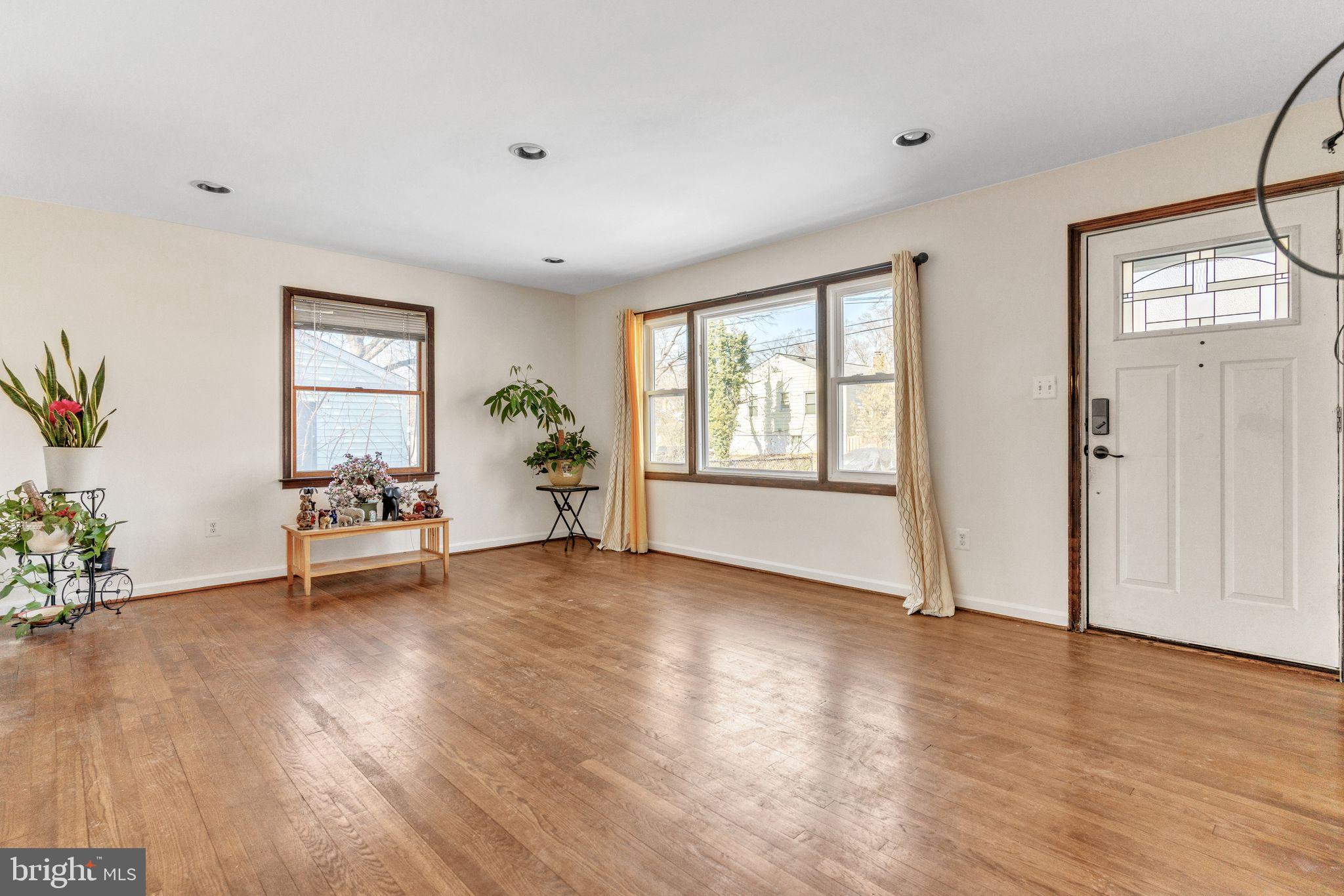 5103 IROQUOIS STREET