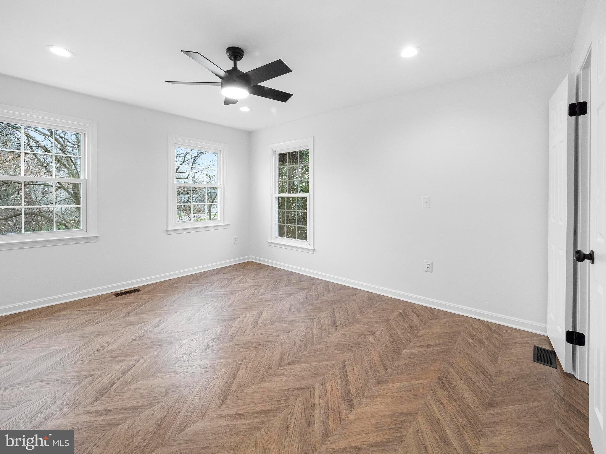 BRADLEY ACRES - Residential Lease