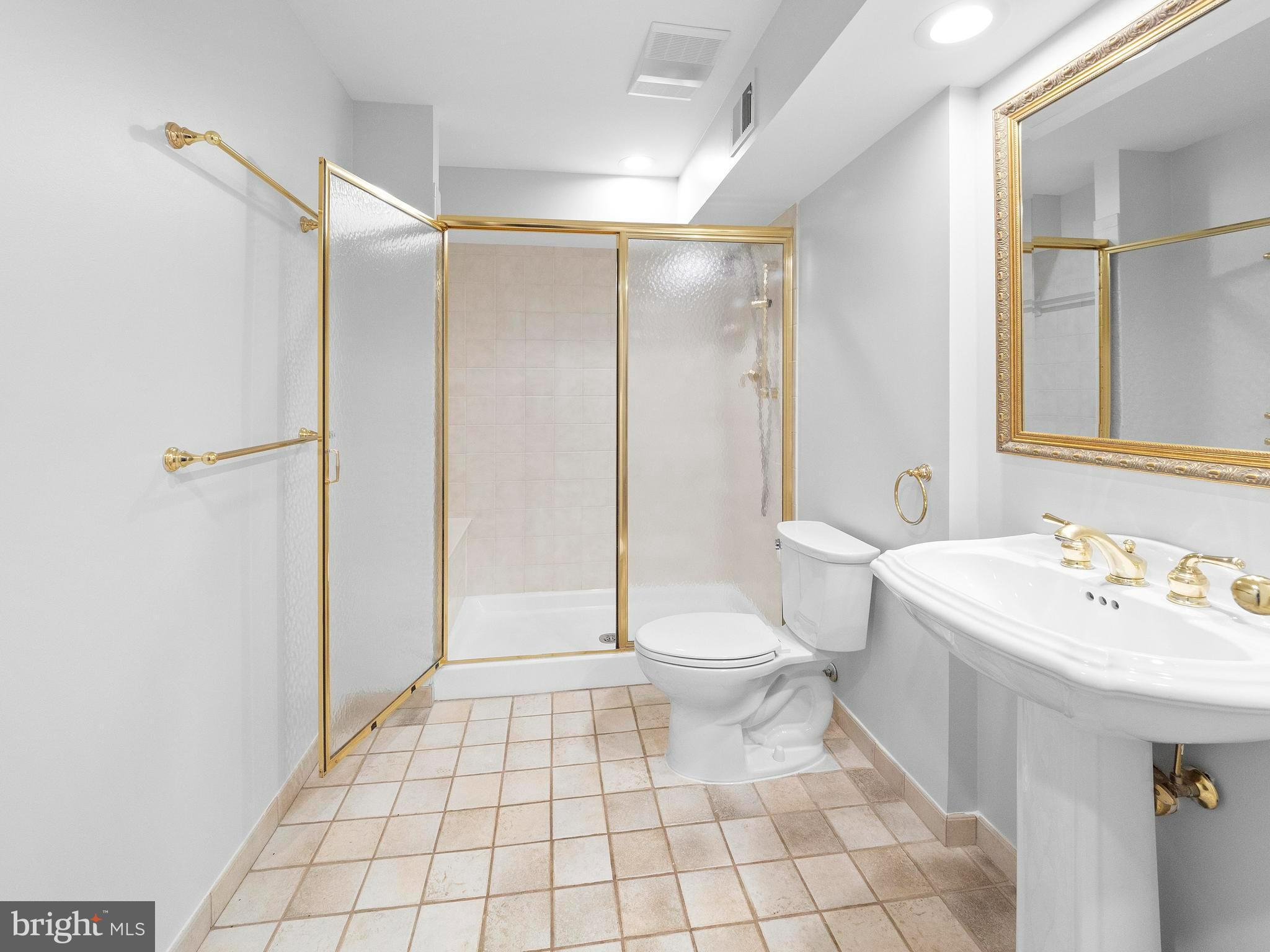 BRADLEY ACRES - Residential Lease