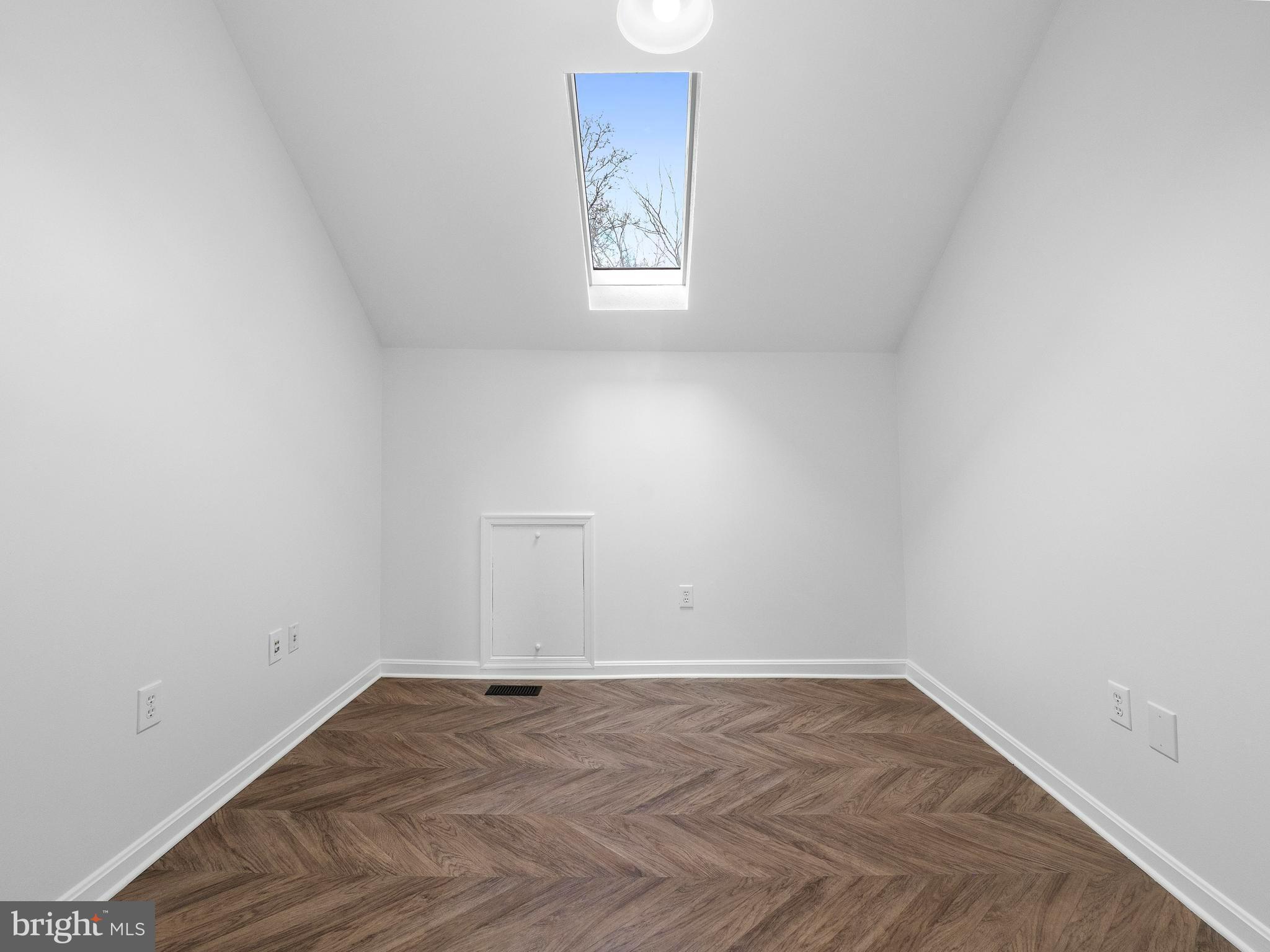 BRADLEY ACRES - Residential Lease