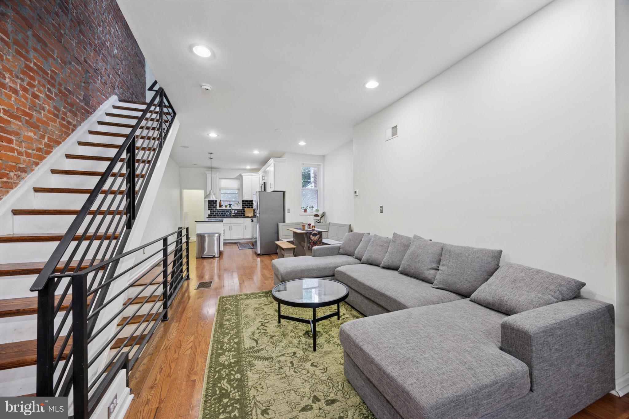 COBBS CREEK - Residential