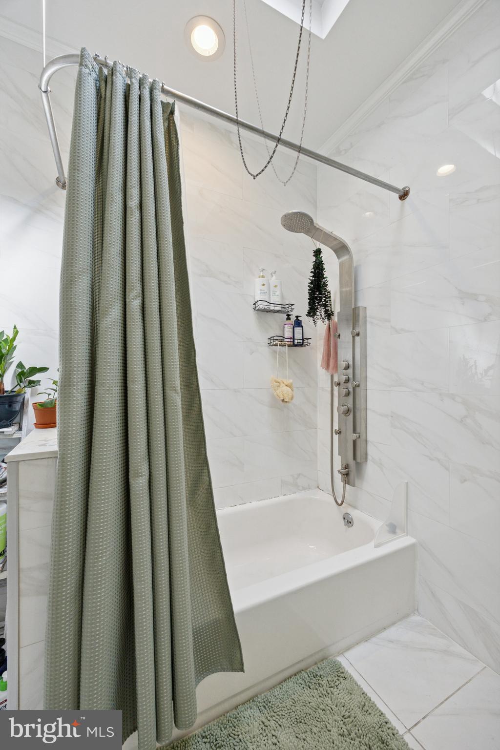 COBBS CREEK - Residential