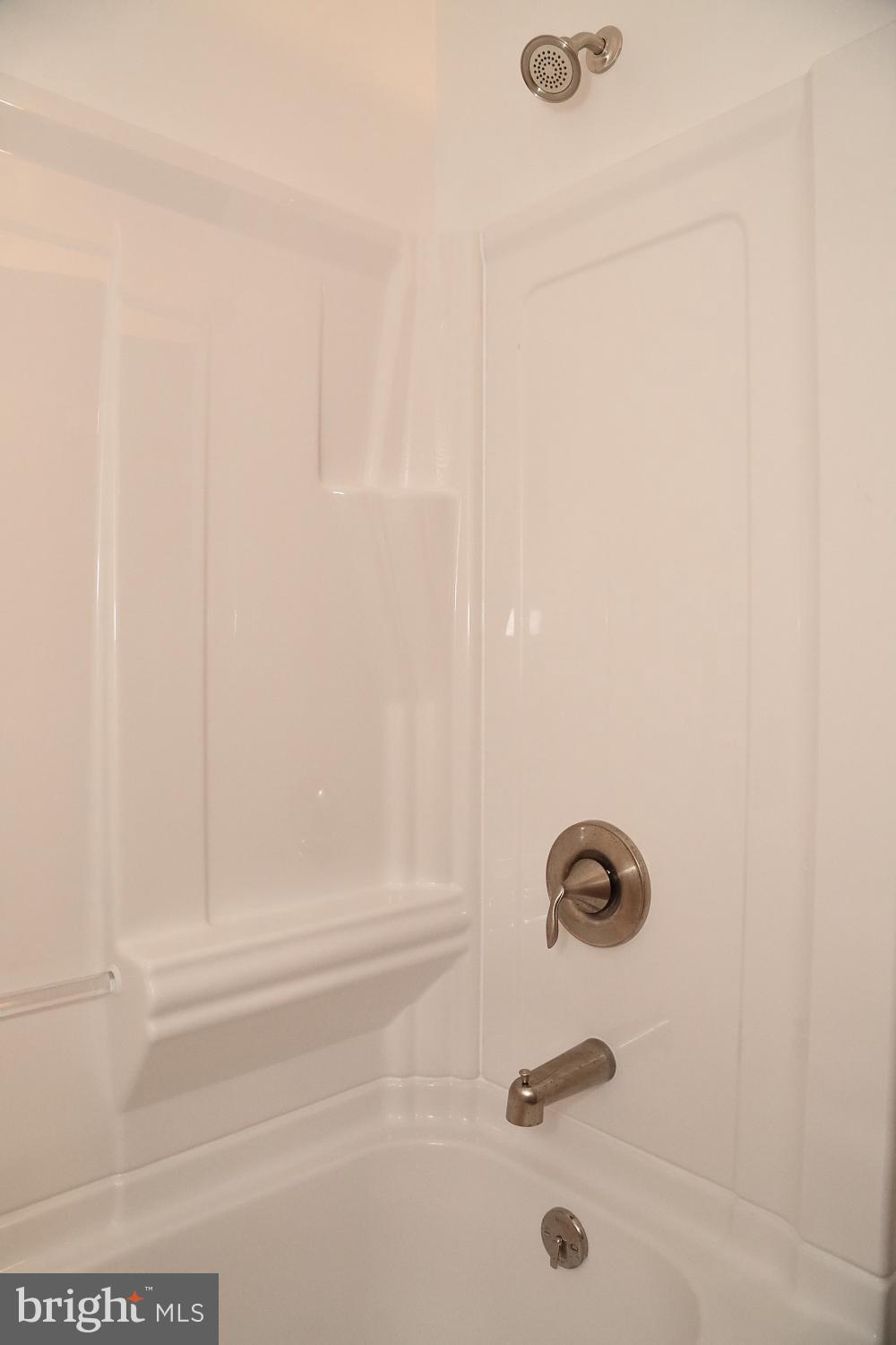 CHATELAINE - Residential