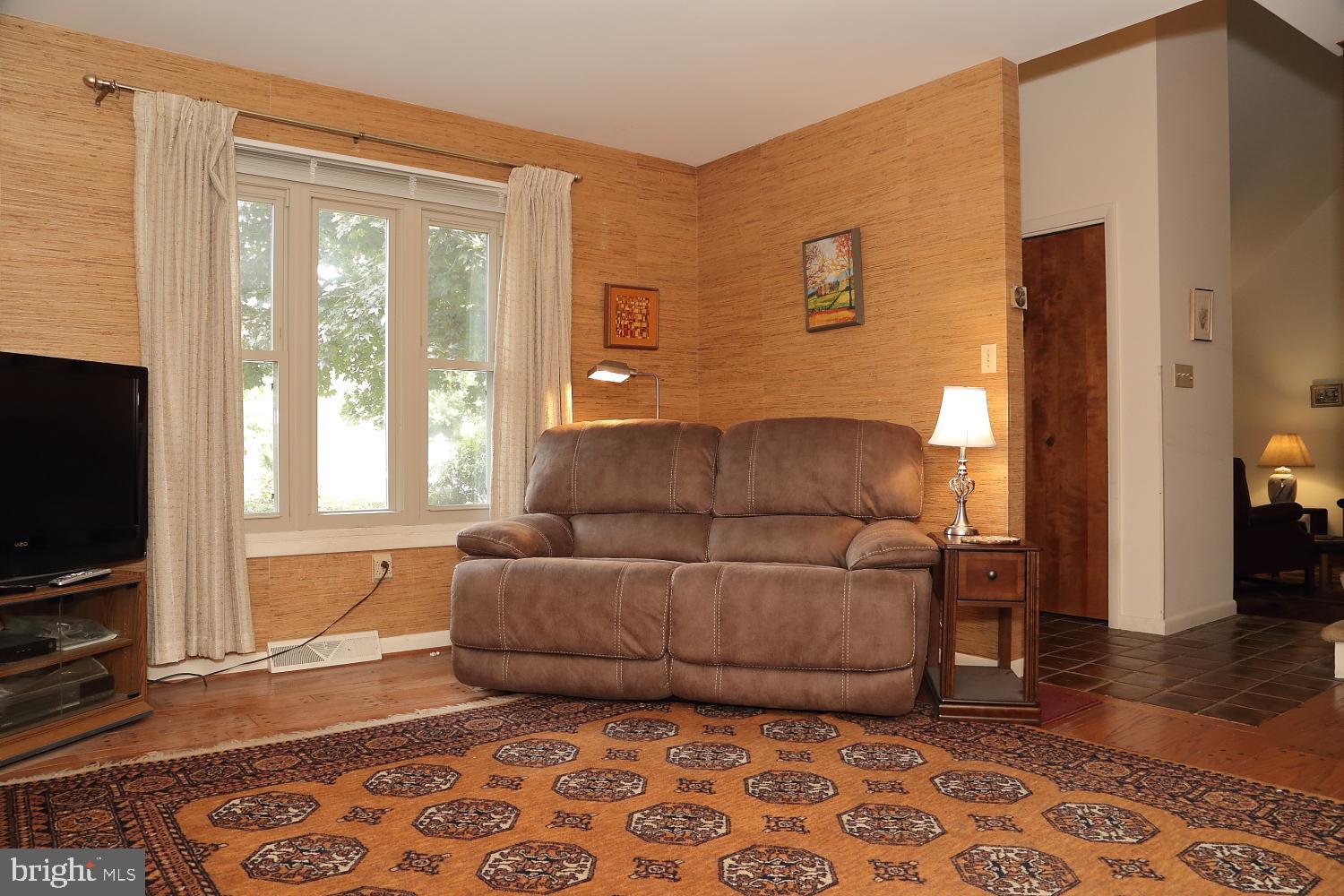 CHATELAINE - Residential