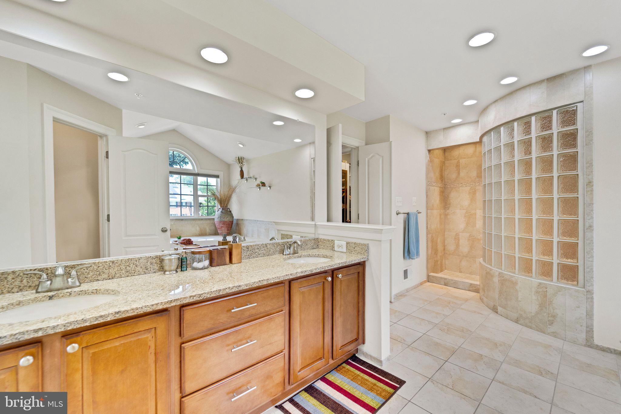 ASHLEIGH - Residential