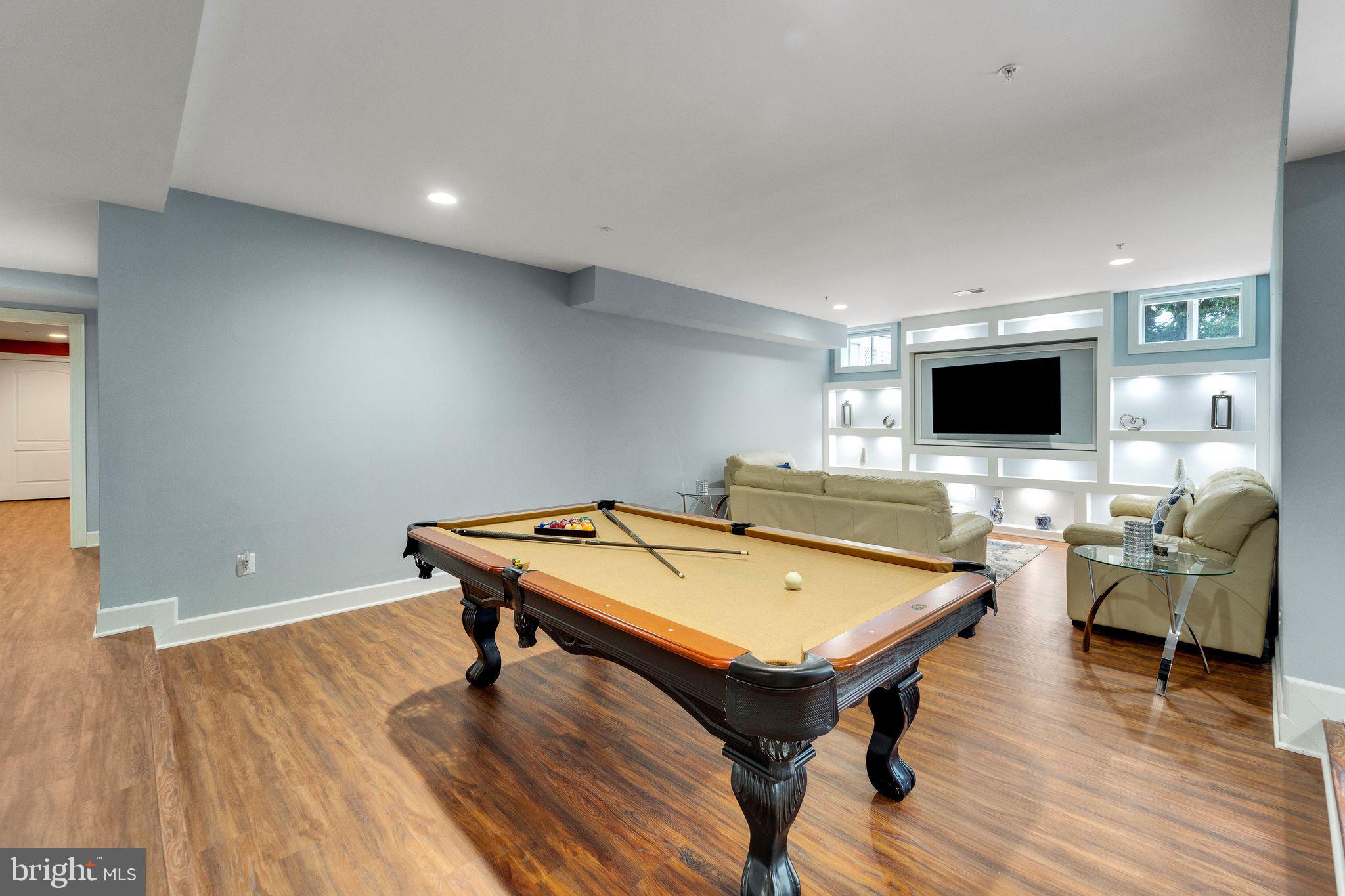 ASHLEIGH - Residential