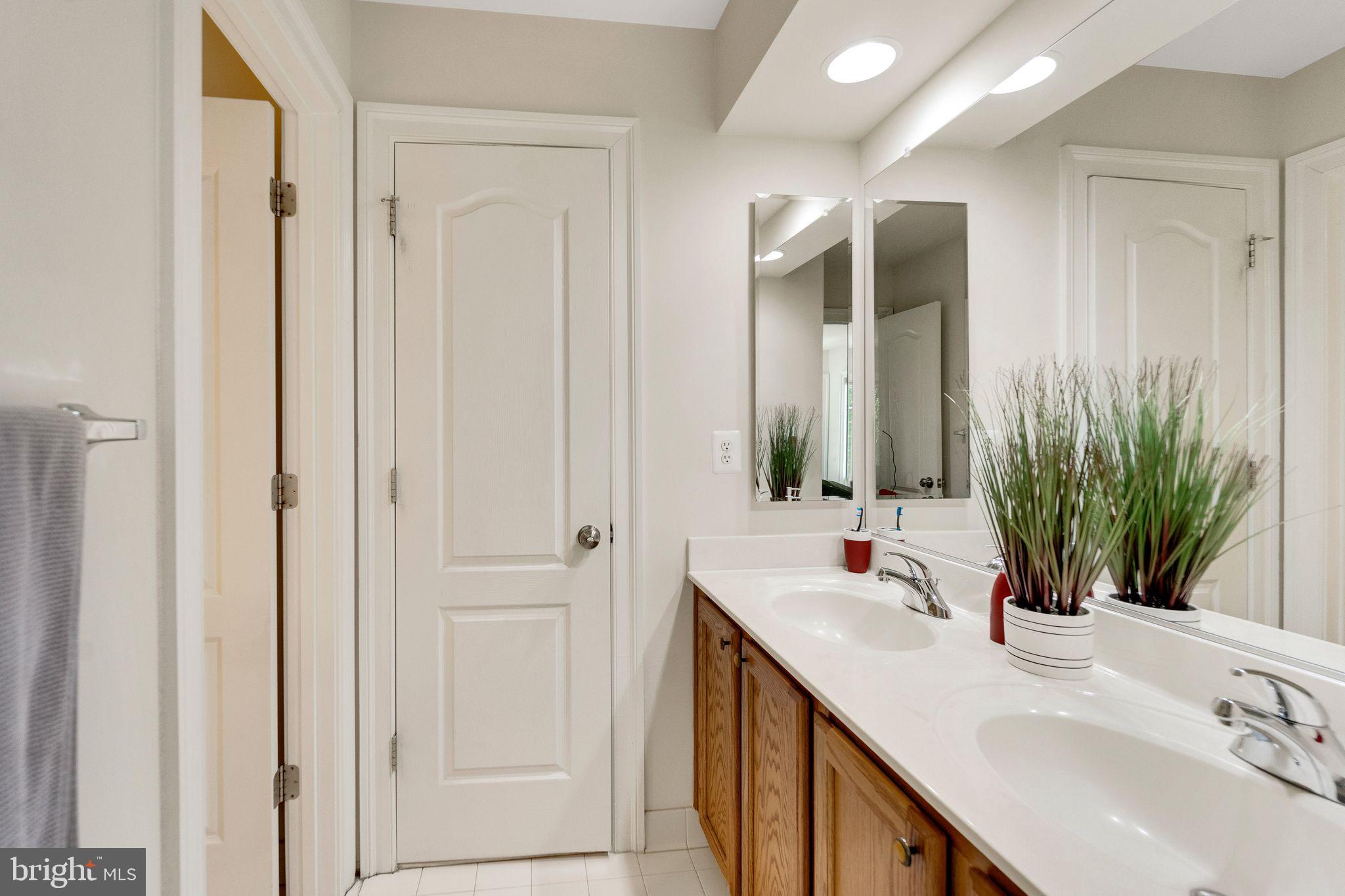 ASHLEIGH - Residential