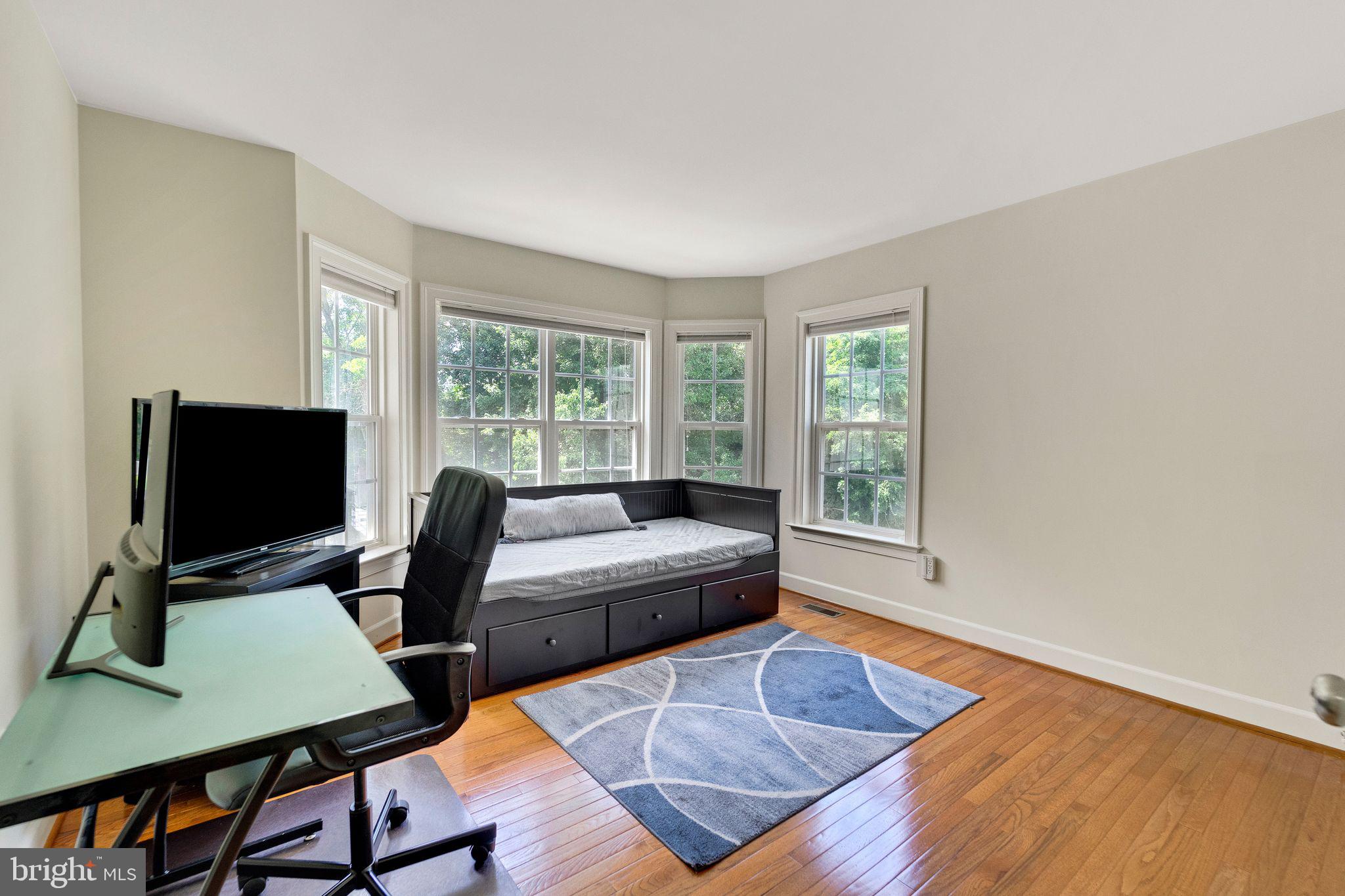 ASHLEIGH - Residential