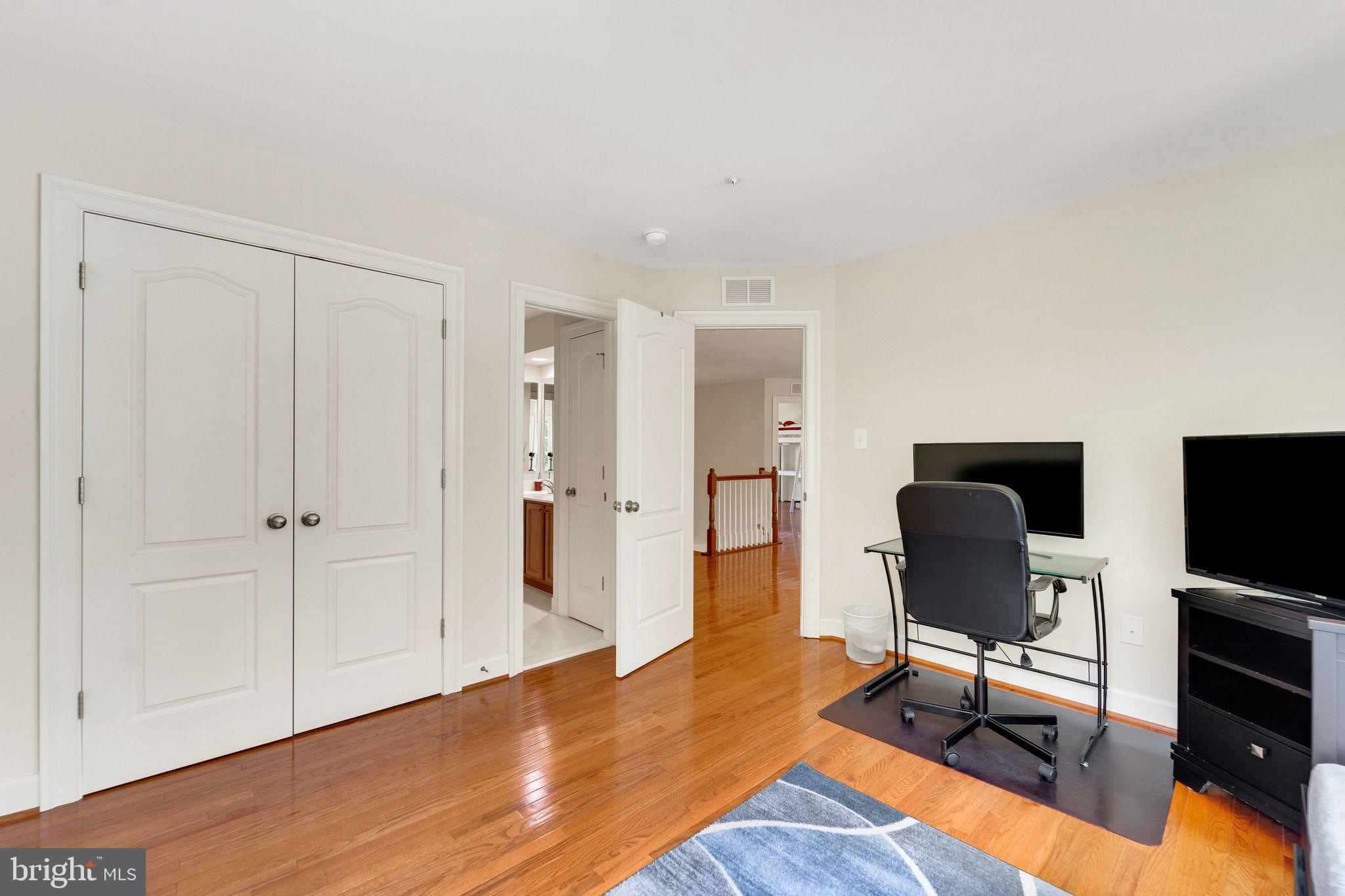 ASHLEIGH - Residential