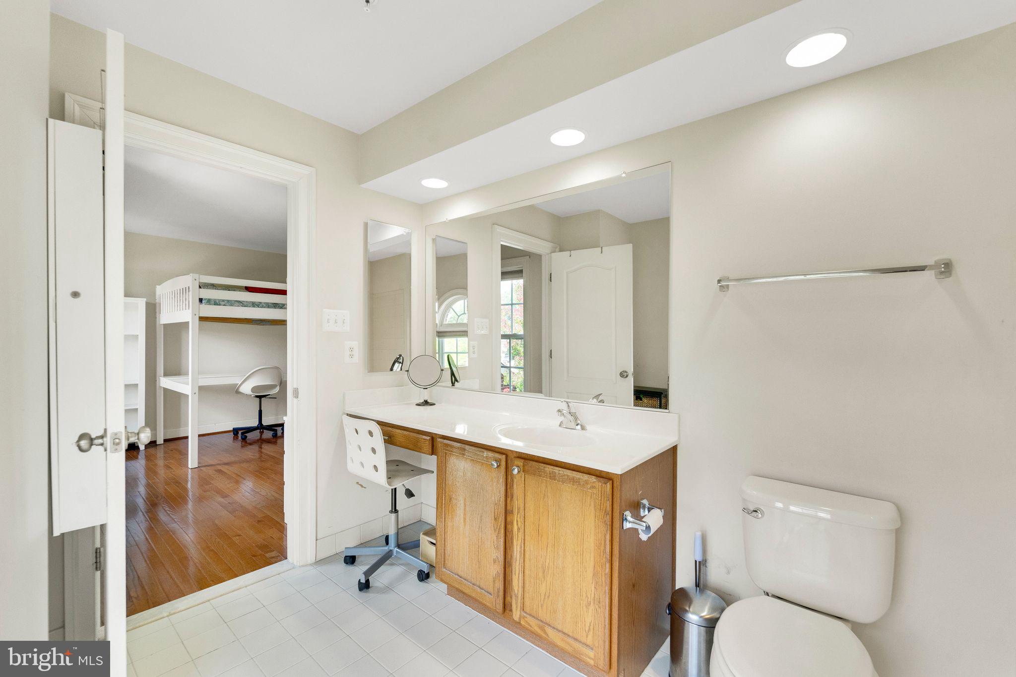 ASHLEIGH - Residential