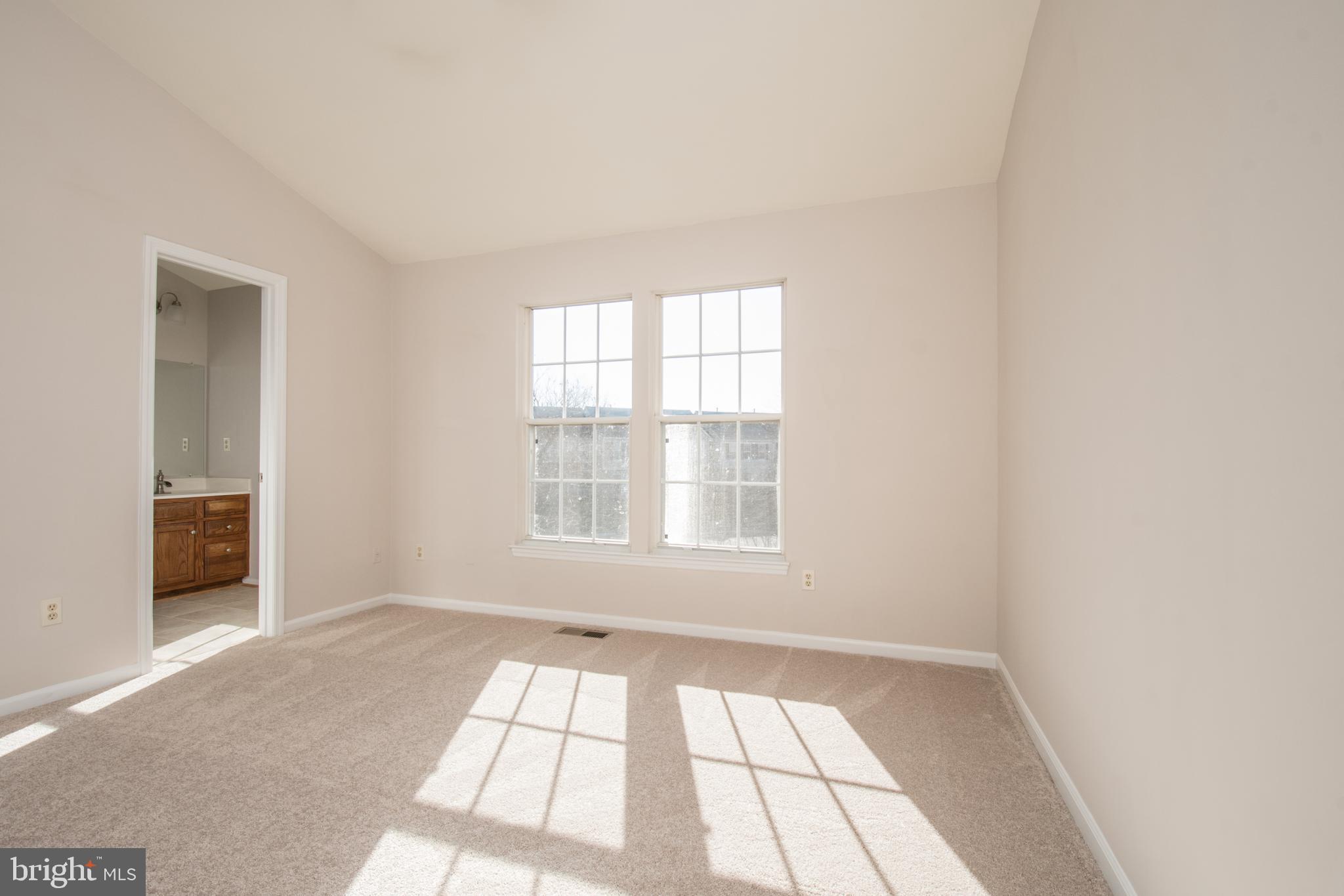 MANCHESTER LAKES - Residential