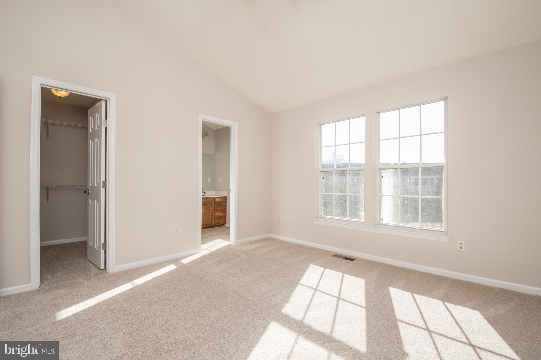 MANCHESTER LAKES - Residential