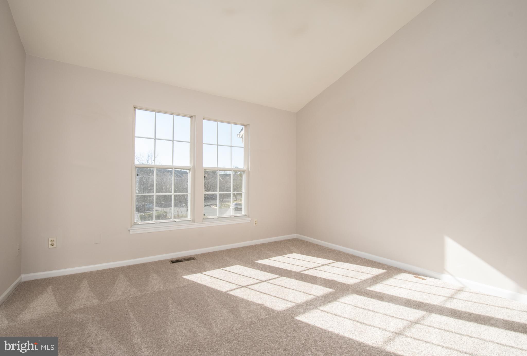 MANCHESTER LAKES - Residential