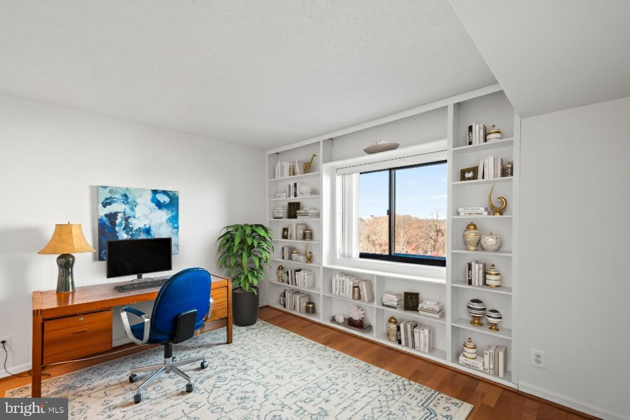 5902 MOUNT EAGLE DRIVE 801