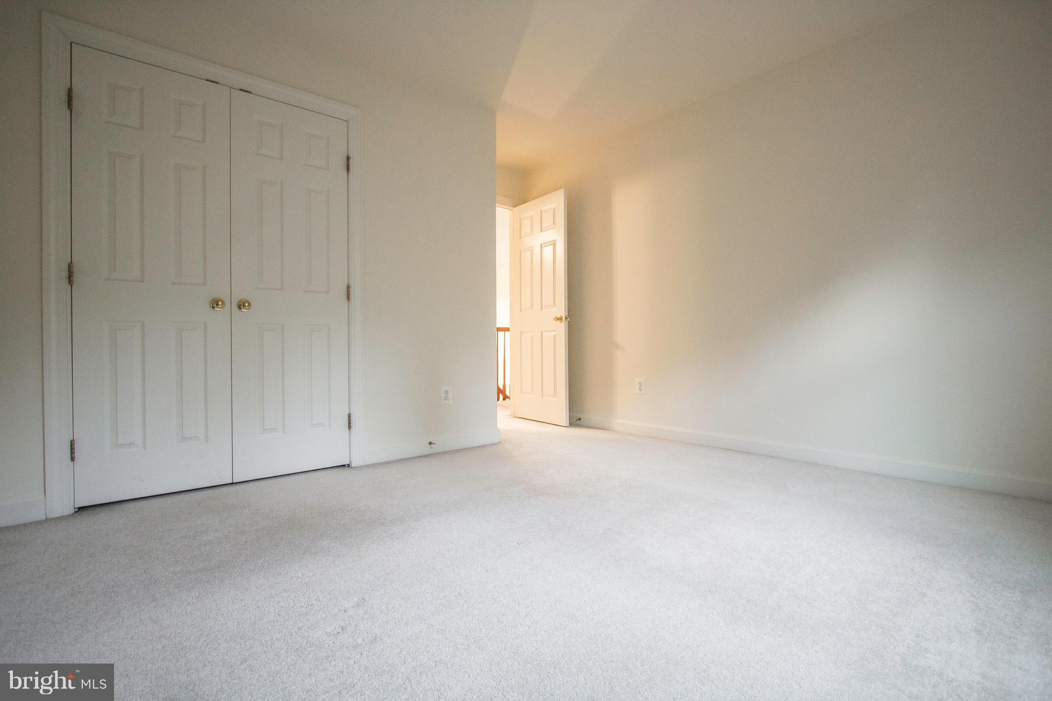 FOX MEADOW - Residential