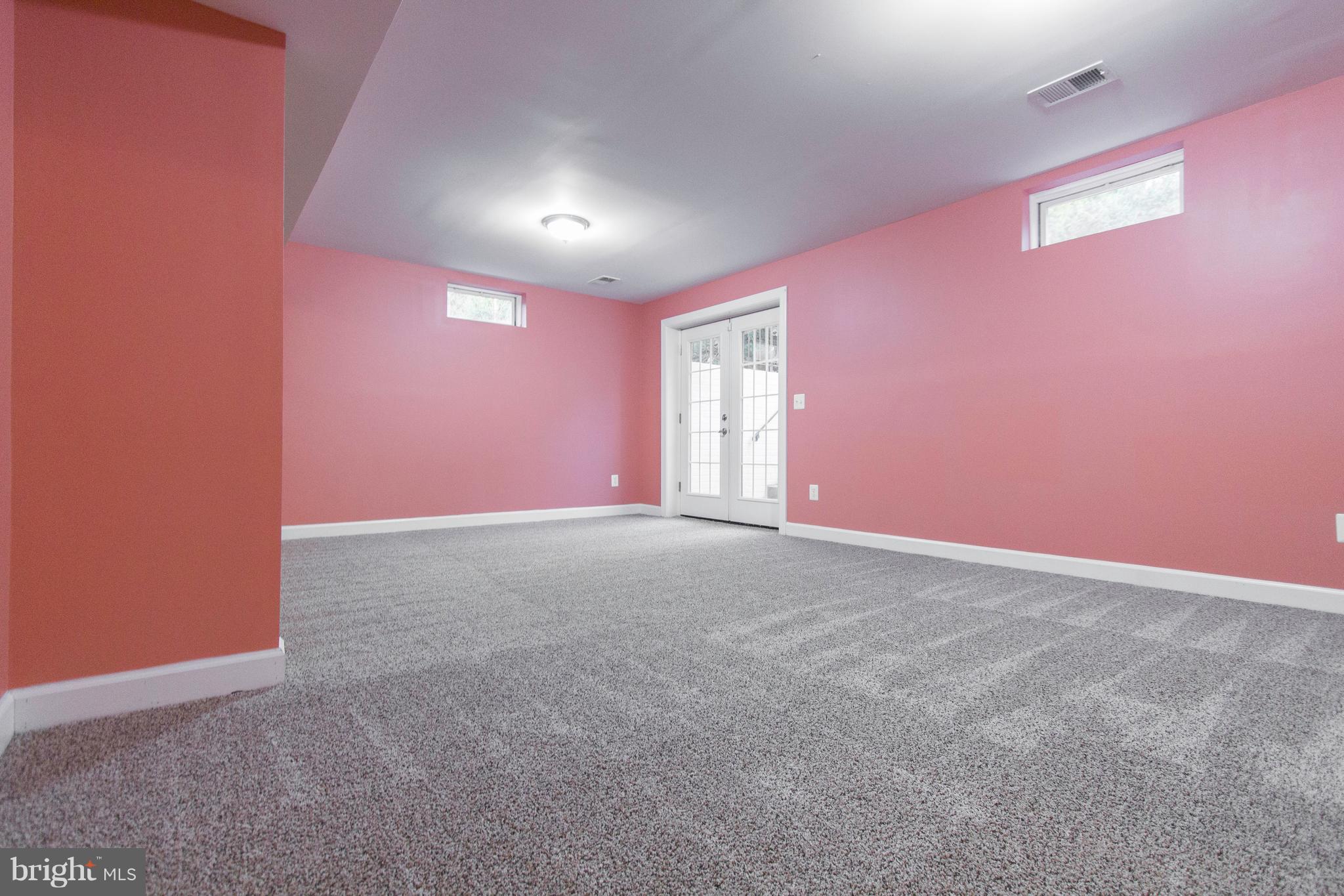 FOX MEADOW - Residential