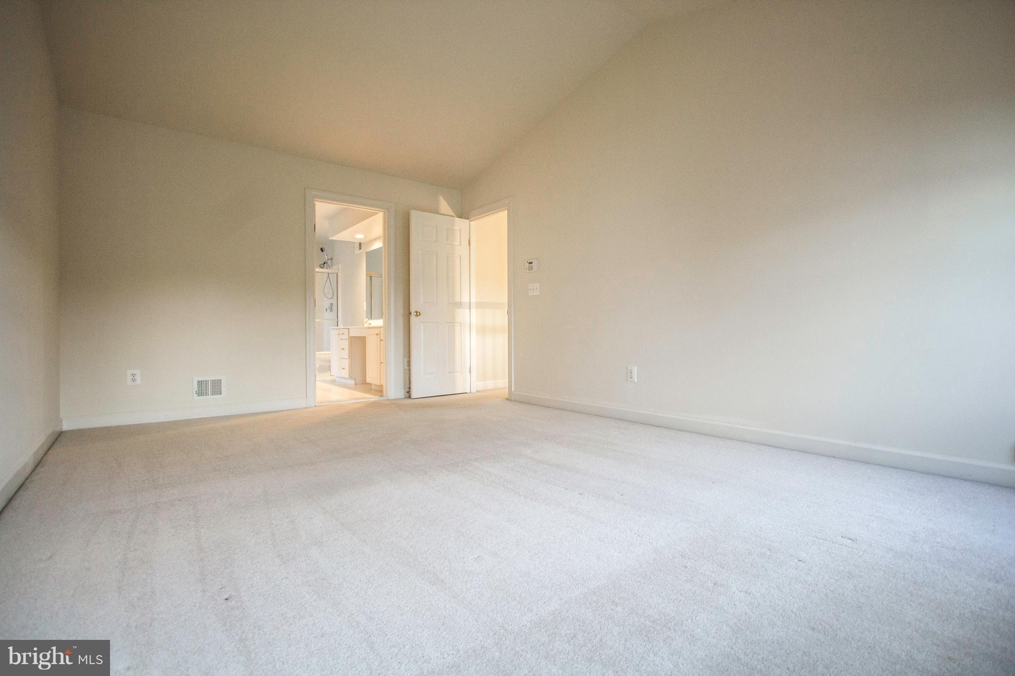 FOX MEADOW - Residential