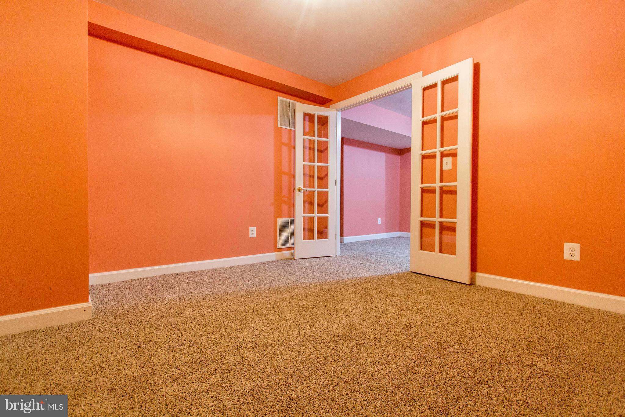 FOX MEADOW - Residential