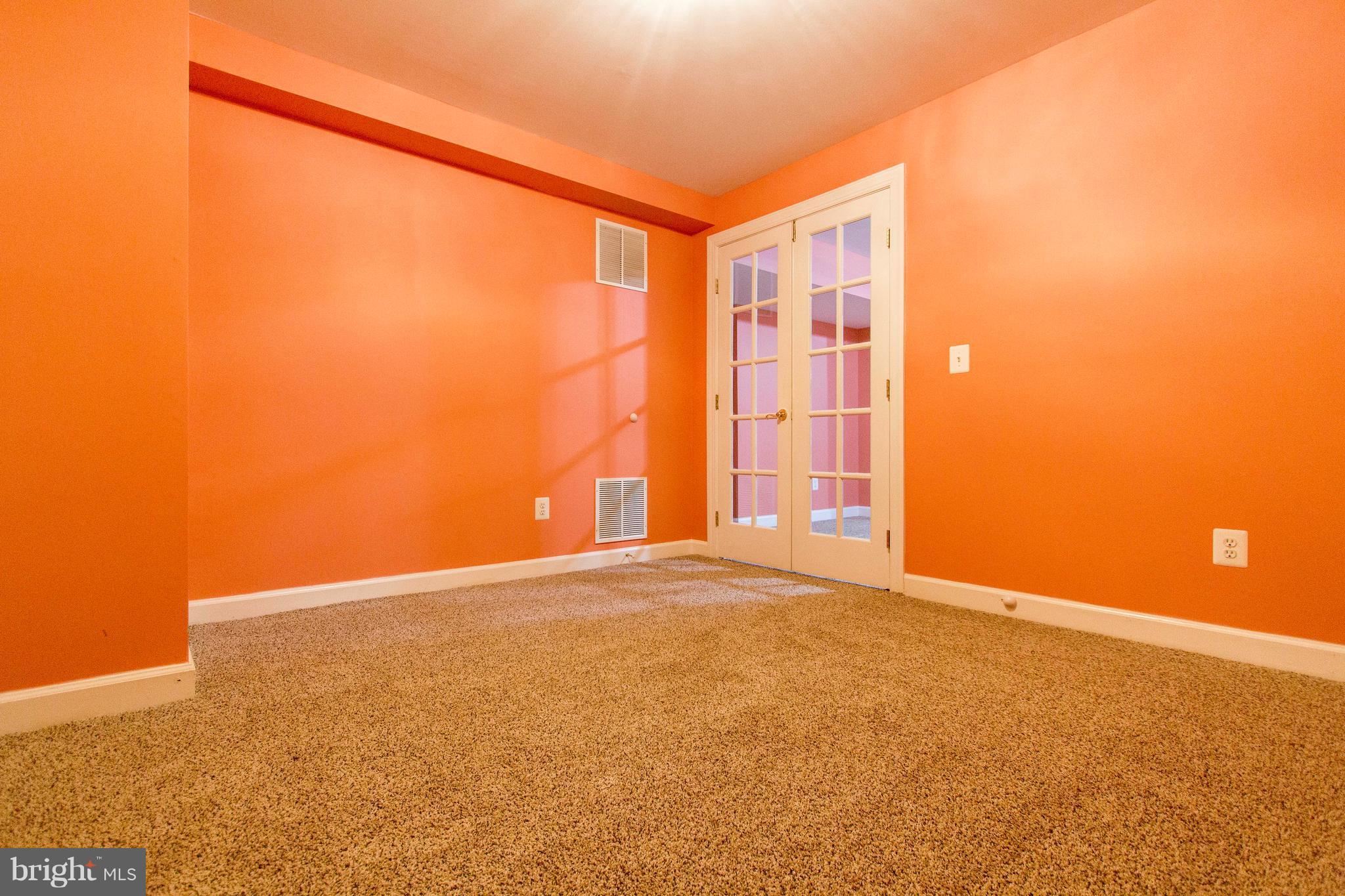 FOX MEADOW - Residential