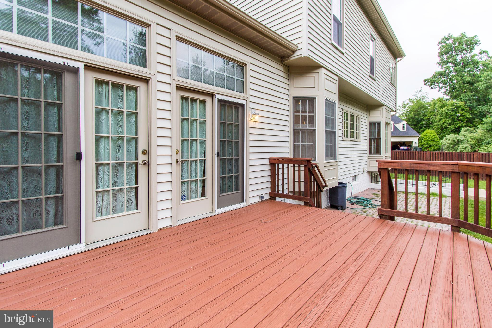 FOX MEADOW - Residential