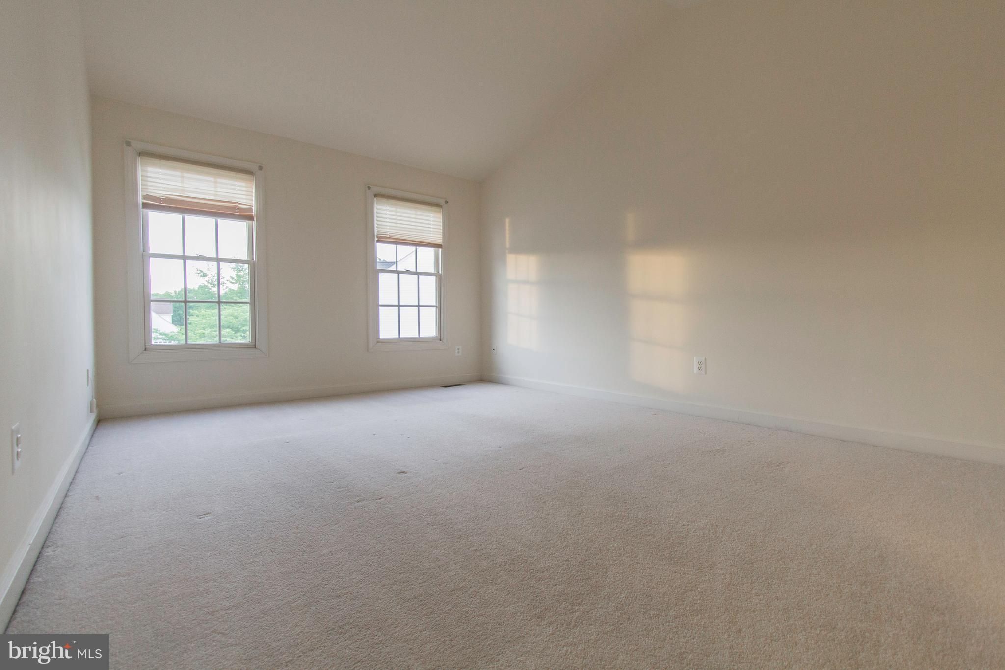 FOX MEADOW - Residential