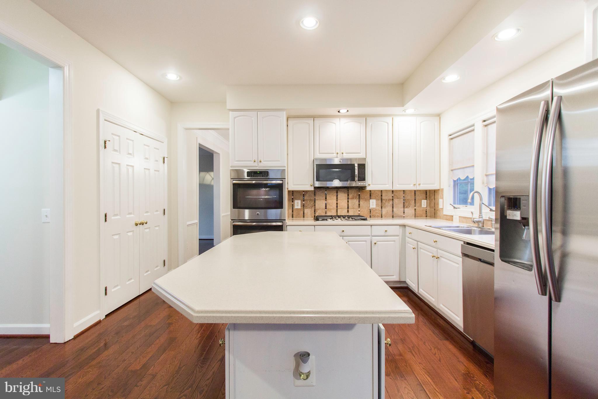 FOX MEADOW - Residential