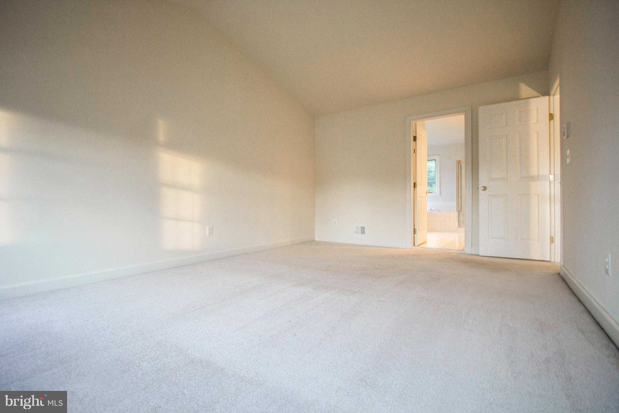 FOX MEADOW - Residential