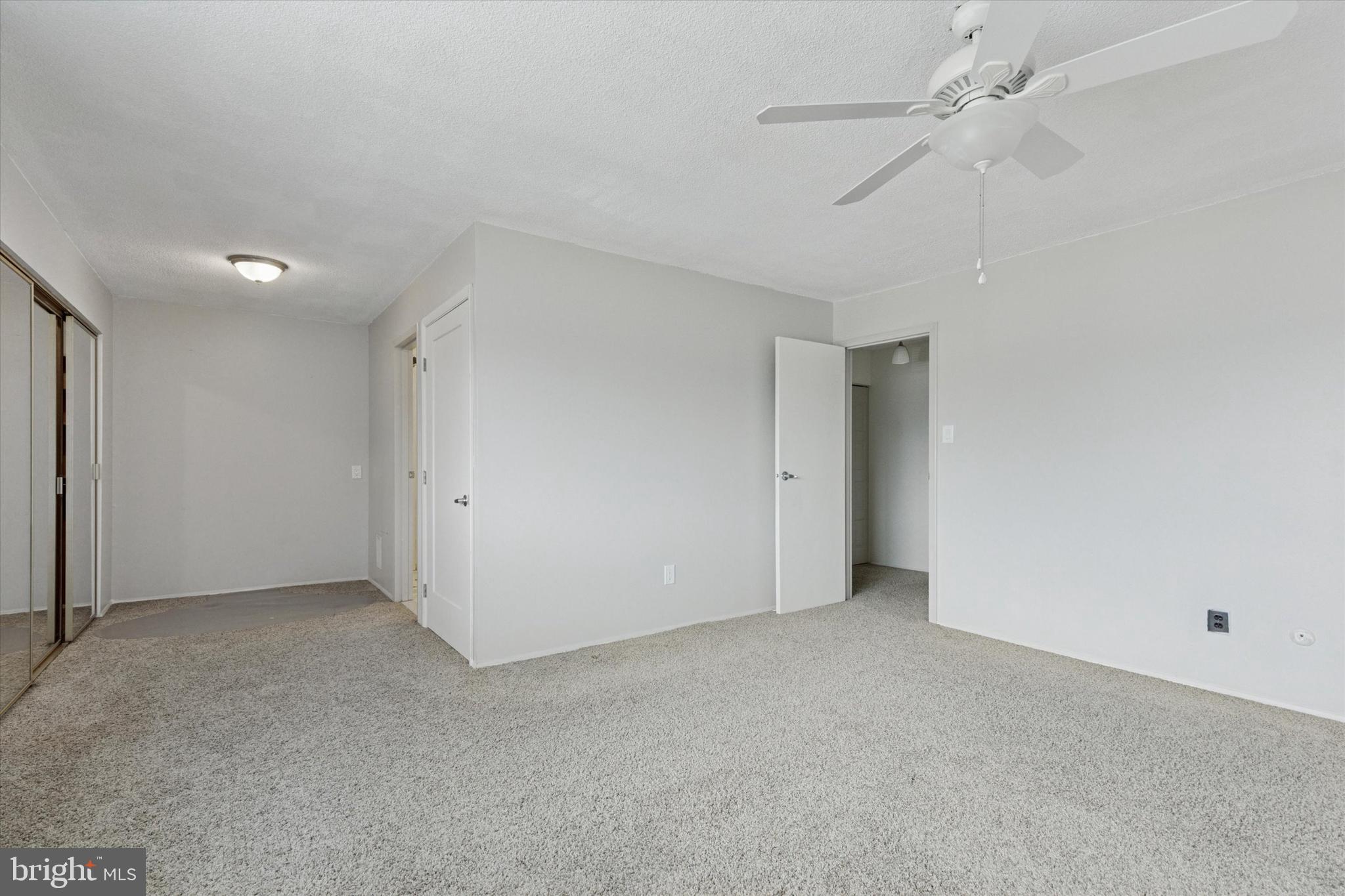 TOWAMENCIN CONDOS - Residential Lease