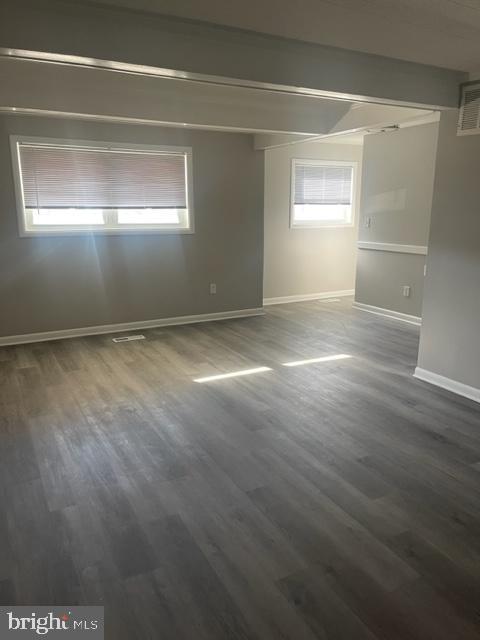 WARREN LODGE - Residential Lease