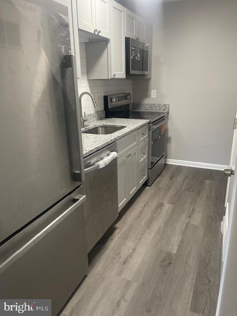 WARREN LODGE - Residential Lease