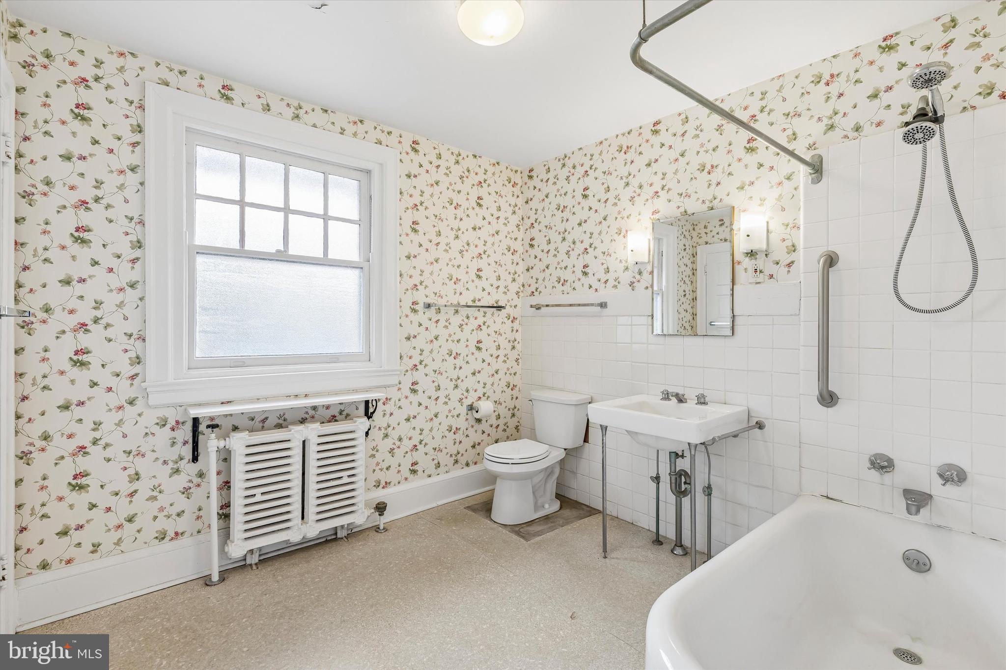 WYNNEWOOD - Residential