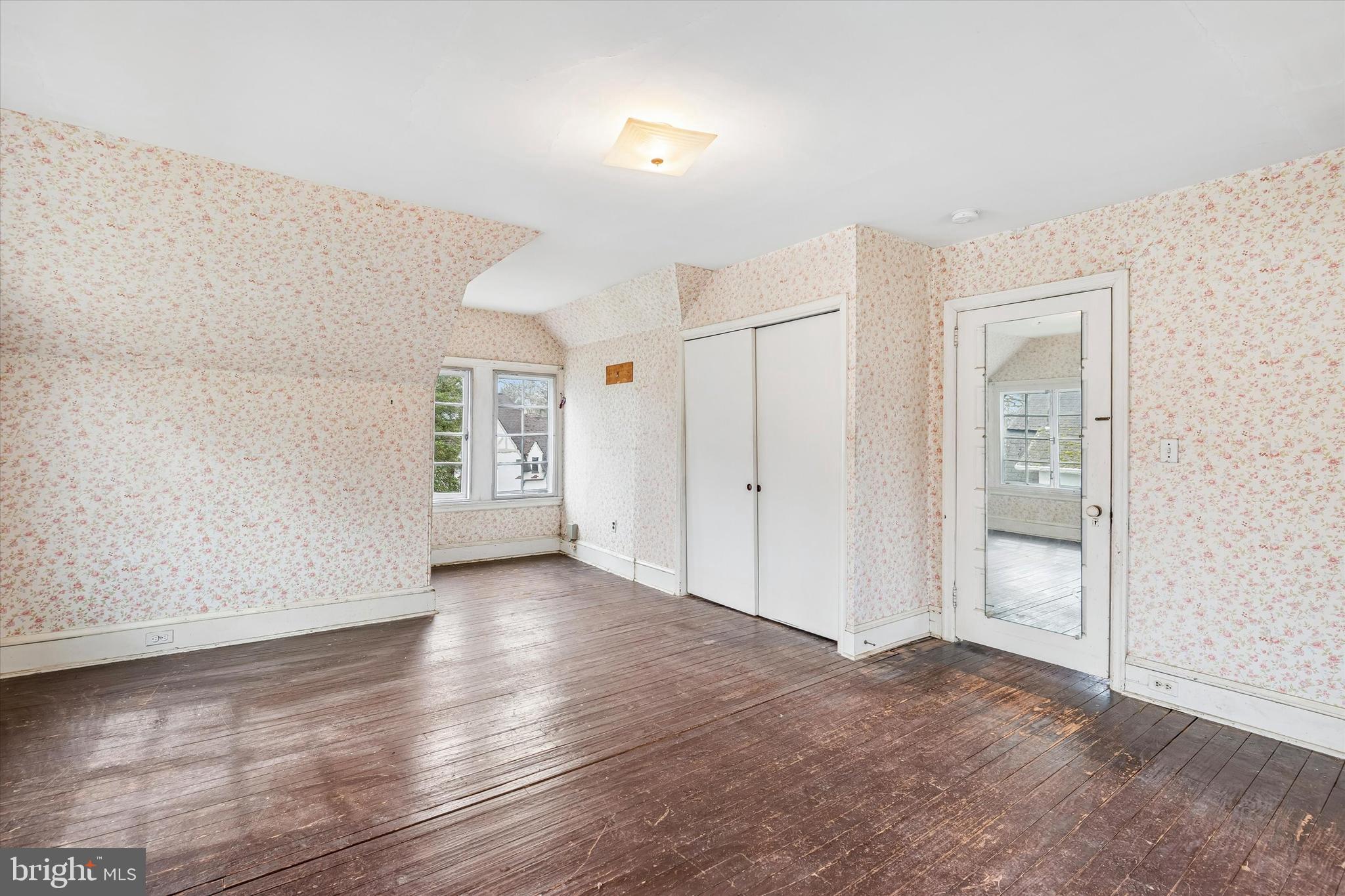 WYNNEWOOD - Residential