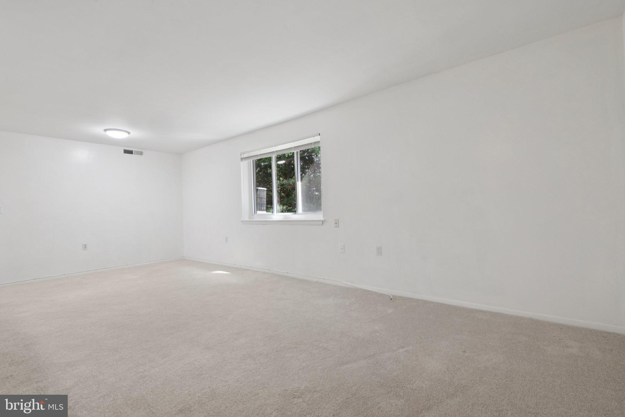 GREENFIELD COMMONS - Residential