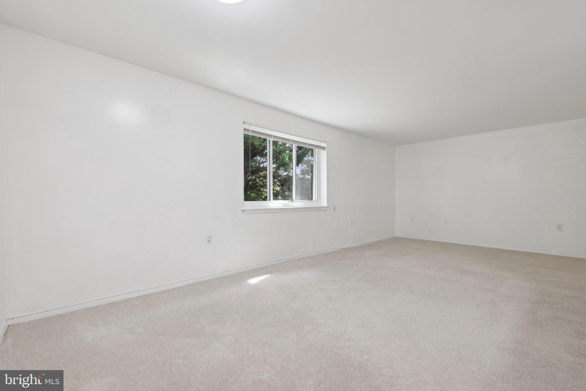 GREENFIELD COMMONS - Residential