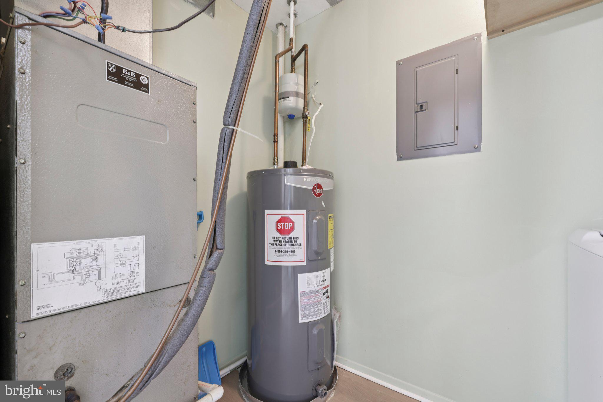 GREENFIELD COMMONS - Residential