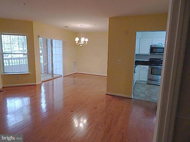 CEDAR LAKES - Residential