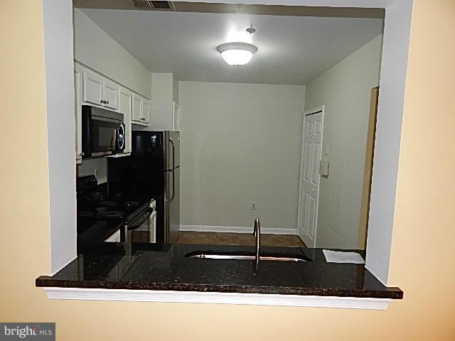 CEDAR LAKES - Residential