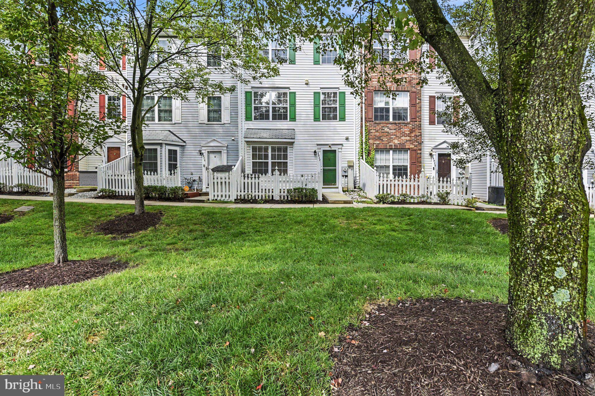 8922 MALLARD COURT