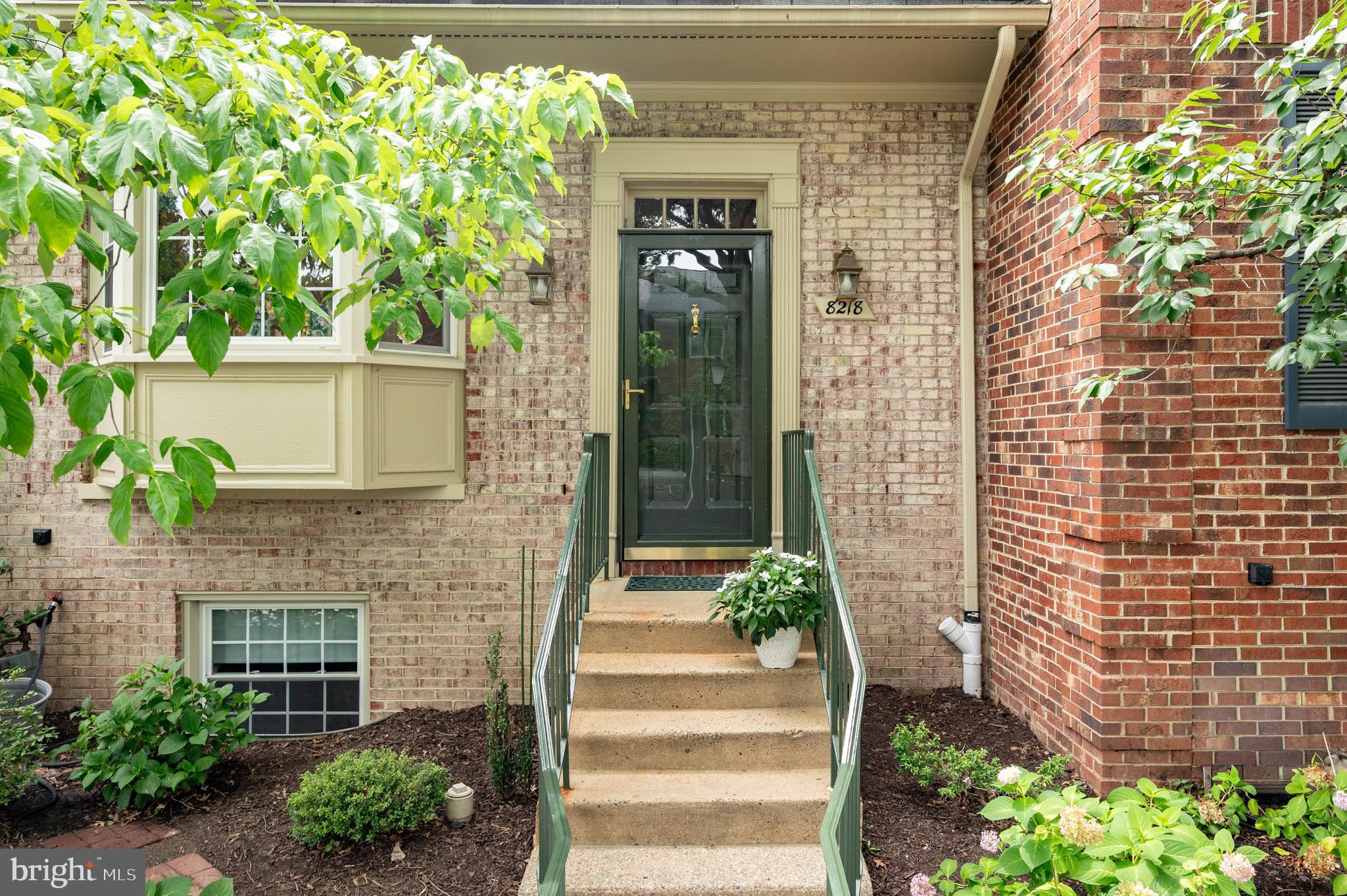 8218 CEDAR LANDING COURT
