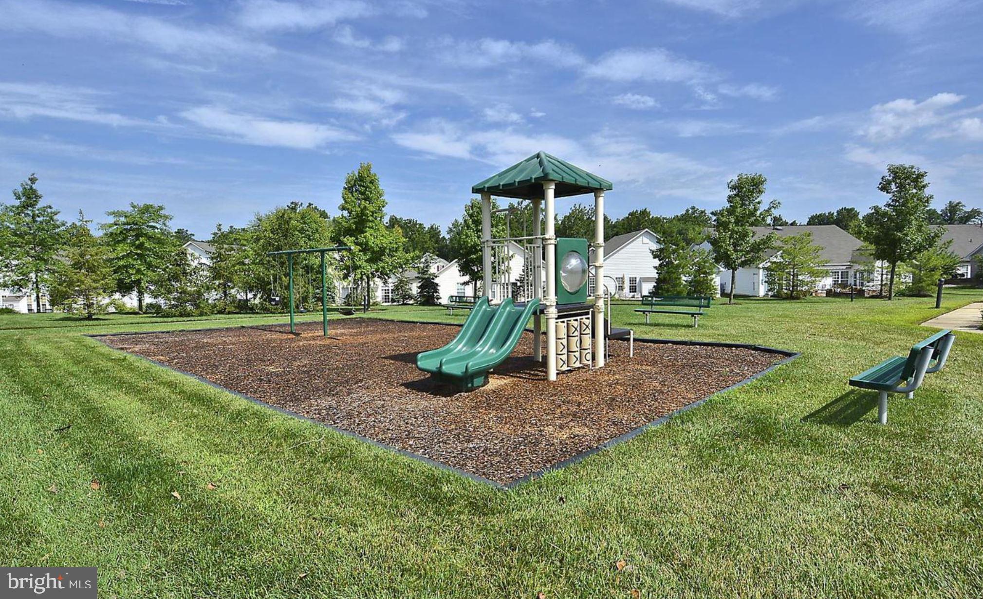 SYMPHONY VILLAGE AT CENTREVILLE - Residential