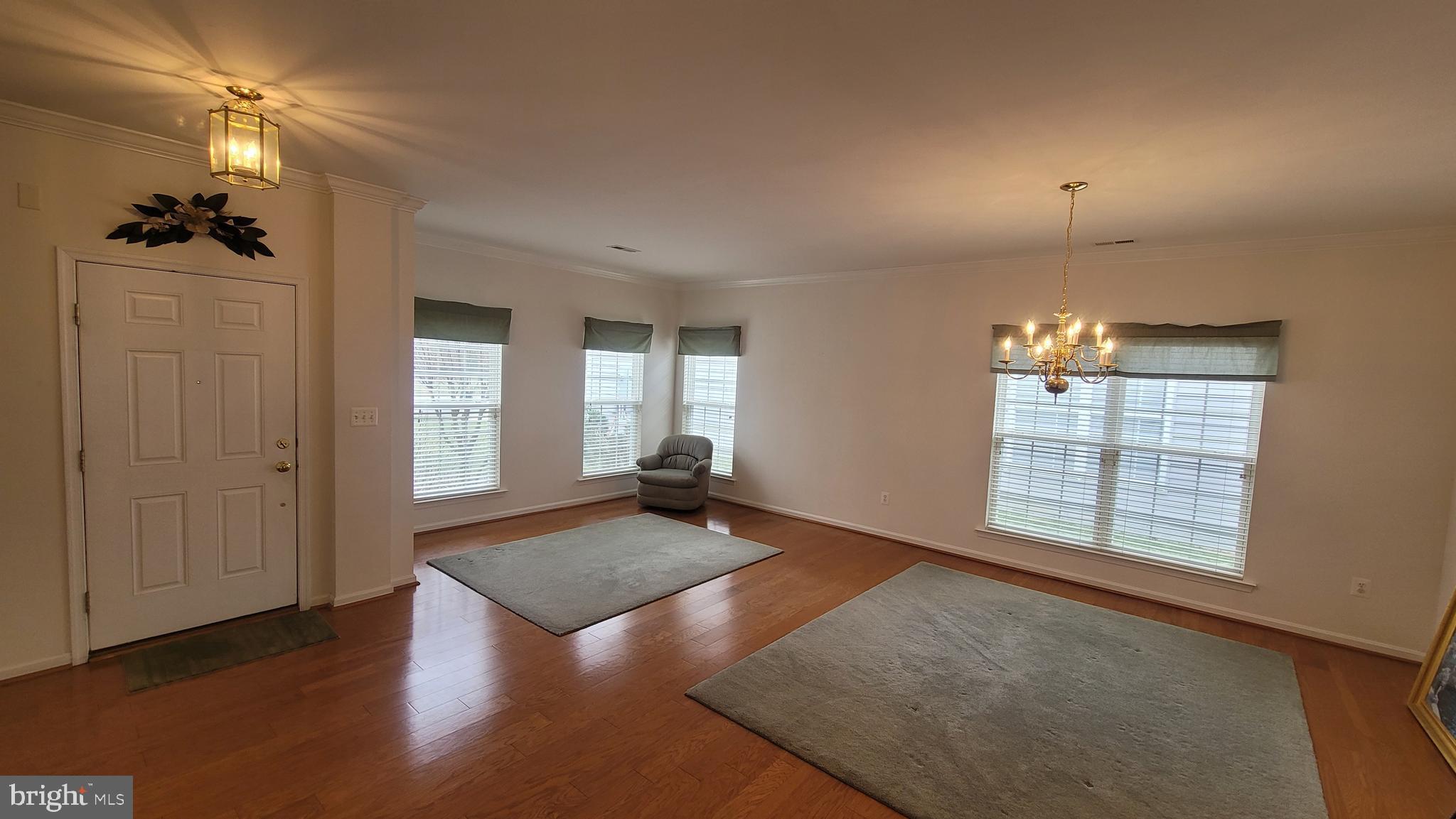 SYMPHONY VILLAGE AT CENTREVILLE - Residential