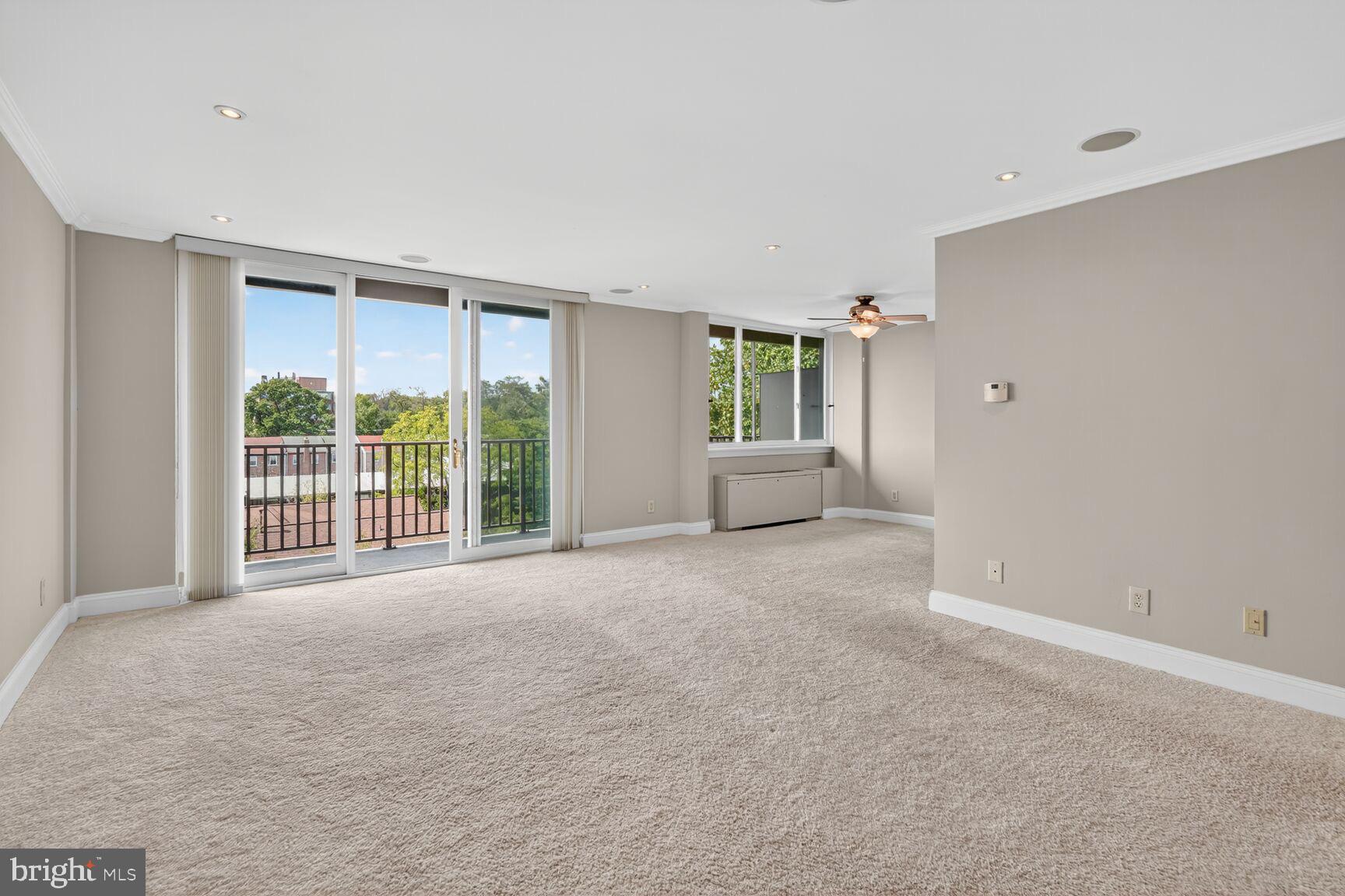 YORKTOWN CONDOMINIUM - Residential