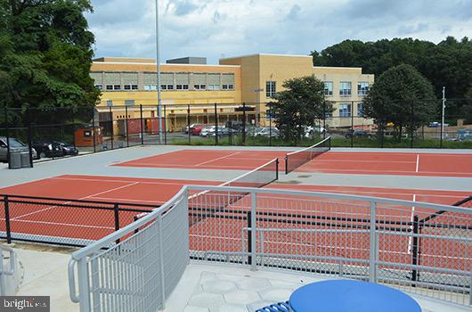 YORKTOWN CONDOMINIUM - Residential