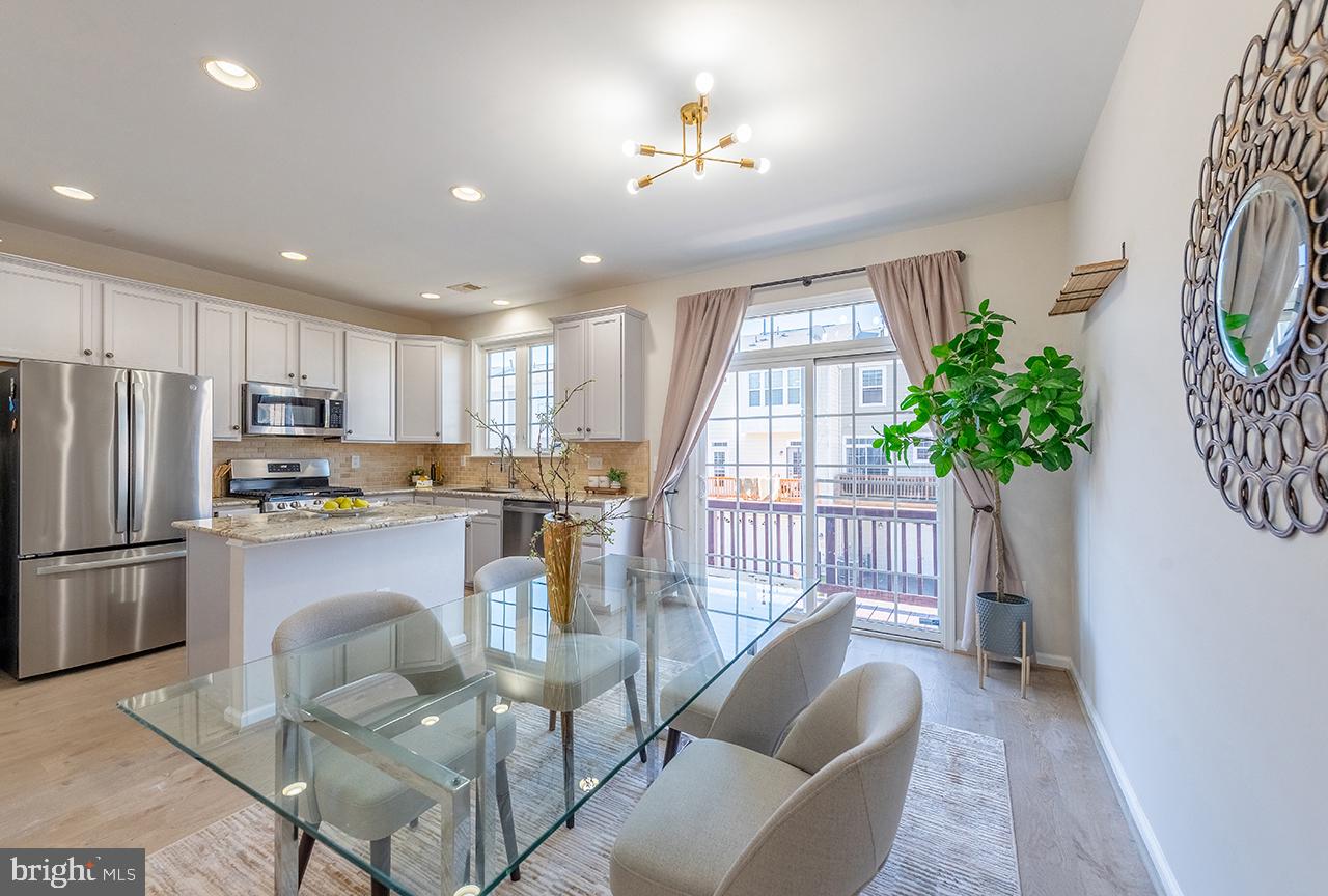 GOOSE CREEK PRESERVE - Residential