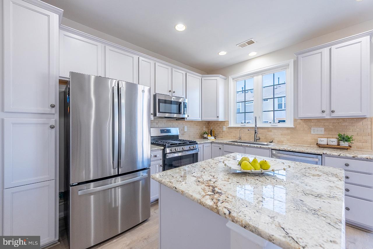 GOOSE CREEK PRESERVE - Residential