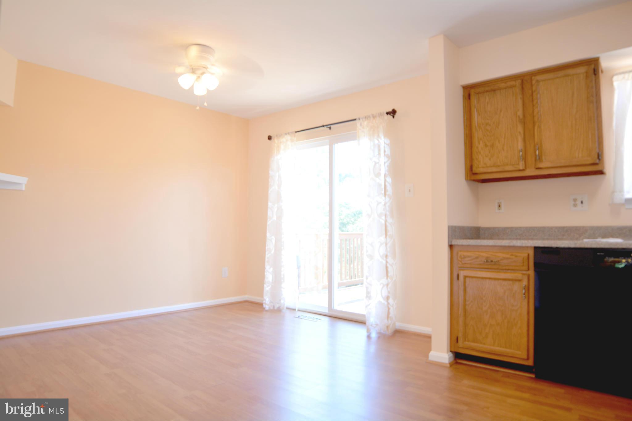 THE BLUFFS ELLICOTT MILL - Residential Lease