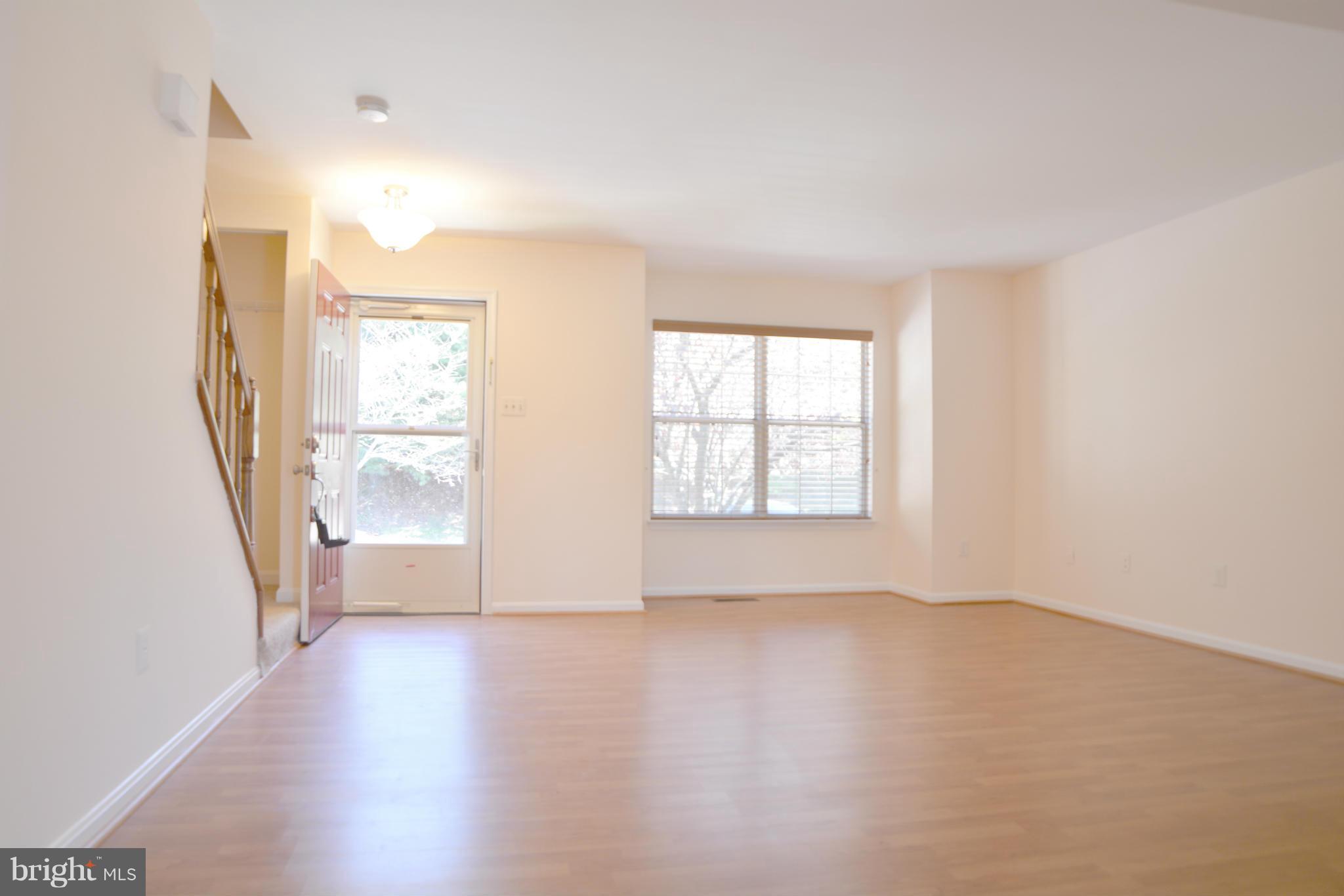 THE BLUFFS ELLICOTT MILL - Residential Lease