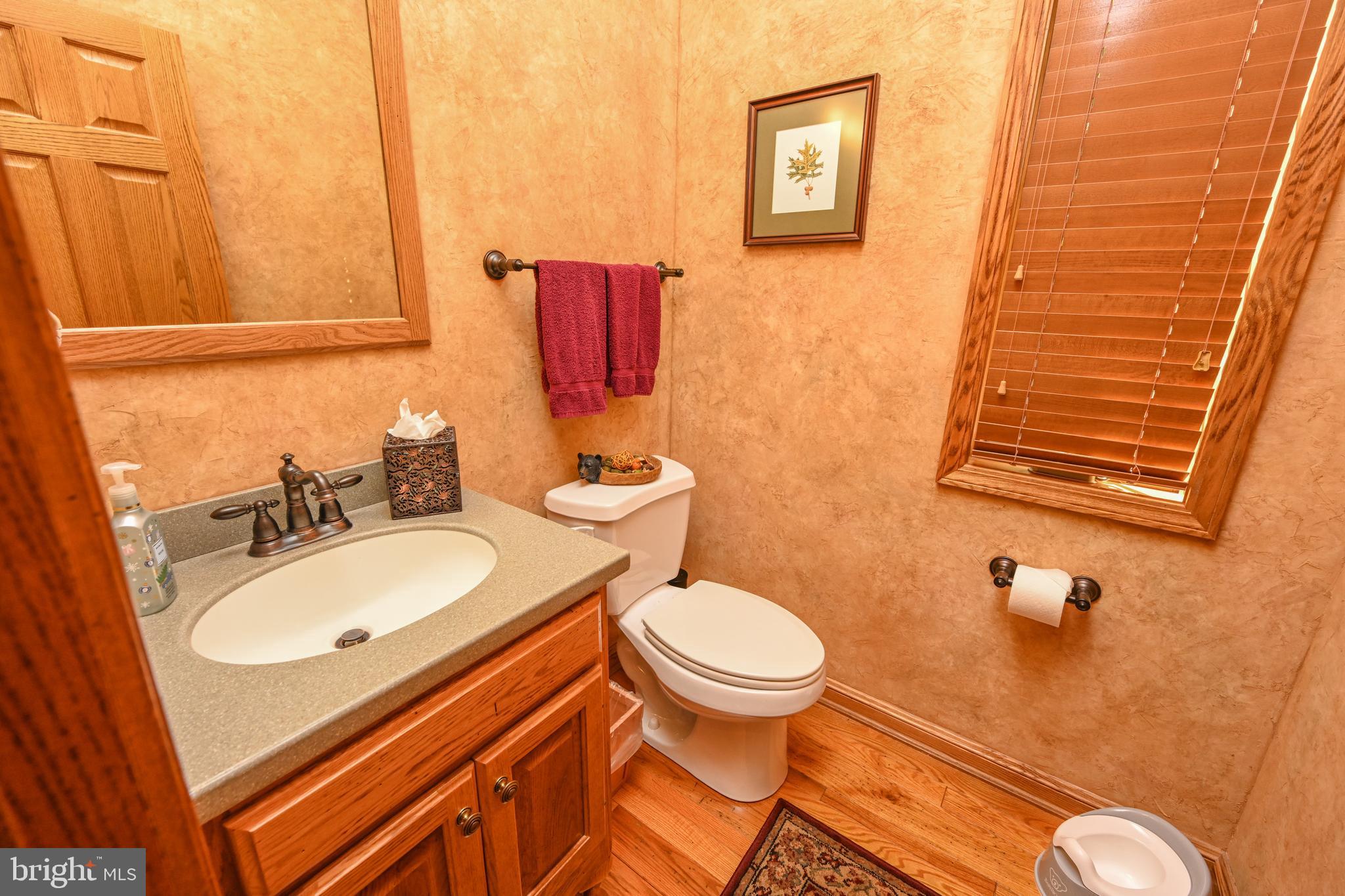 THOUSAND ACRES - Residential